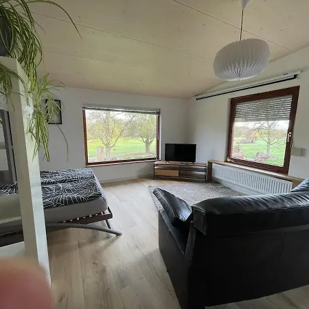 Businessapartment Ruhig Gelegen Apartment Niederdorla